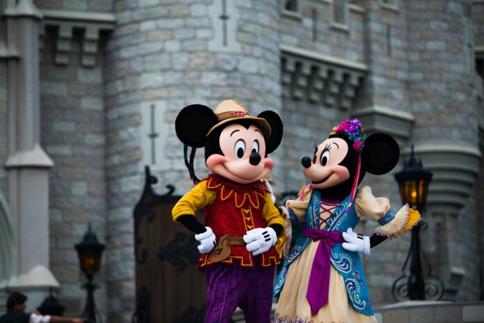 Planning a Family Trip to Disney This Fall Try These 8 Tips
